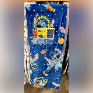 NEW RELEASE lilo and stitch plush blanket throw